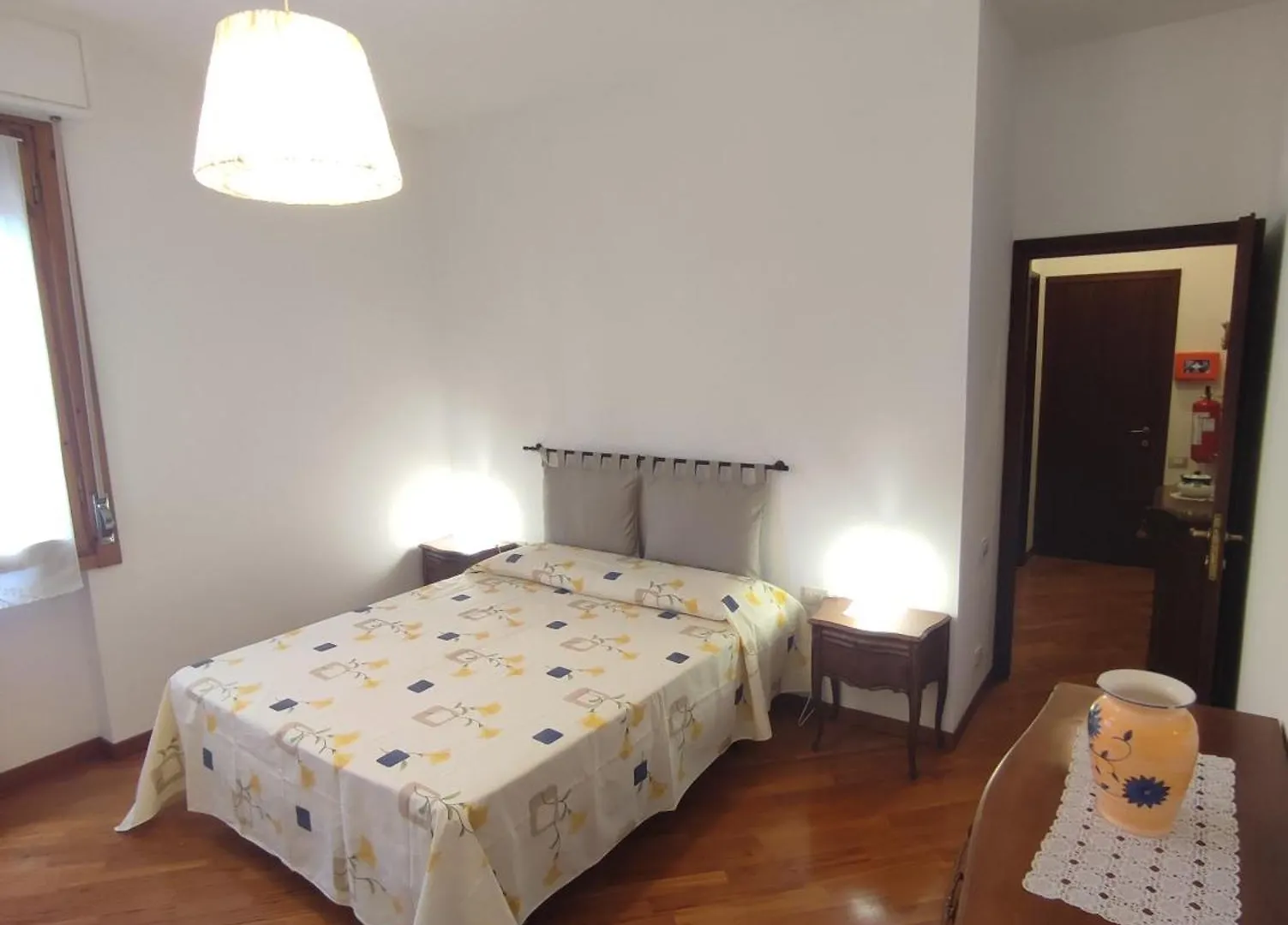 סקנדיצ'י Quiet And Comfortable House With Easy Parking דירה